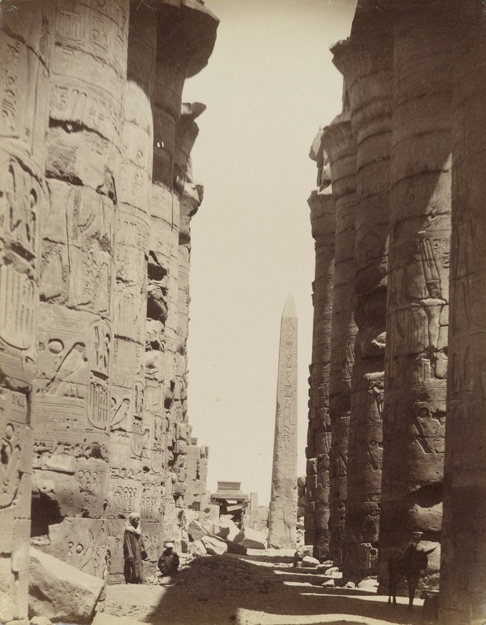 Columnas y Obelisco en Karnak de Antonio Beato