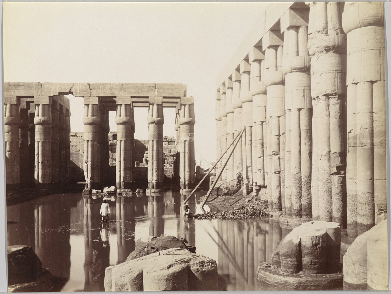 Templo de Luxor, vista del patio de Amenhotep III de Antonio Beato