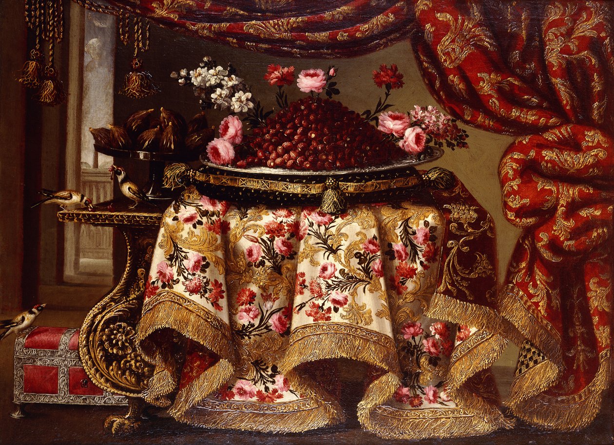 Un plato de fresas con flores sobre una almohada y una taza de higos sobre una mesa cubierta con un mantel bordado, con pájaros y un cofre junto a una cortina y una ventana de Antonio Gianlisi
