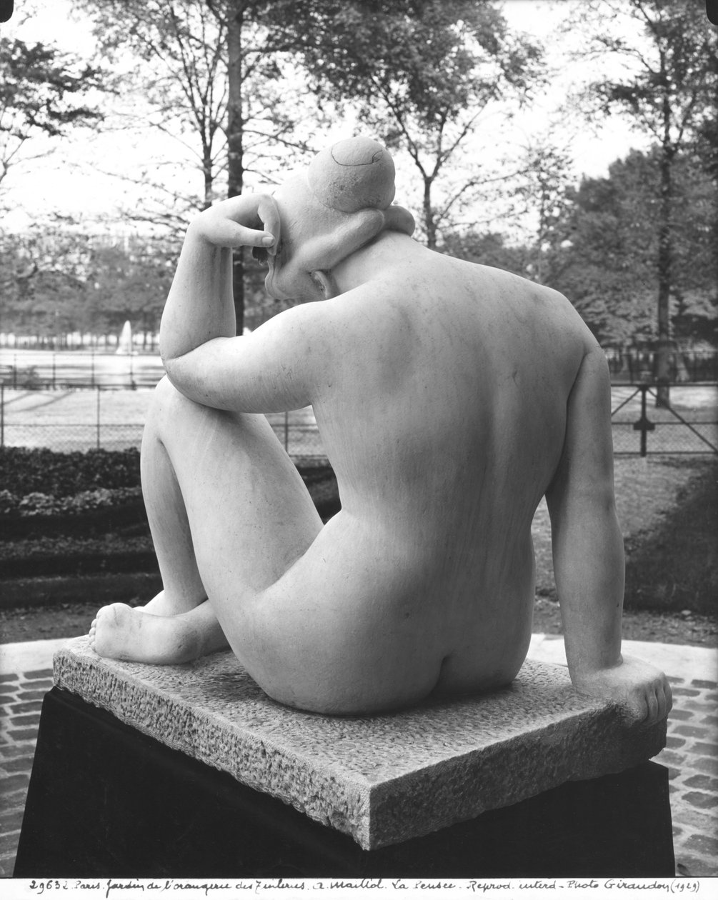 Mediterráneo, o Pensamiento, visto desde atrás, 1923 (mármol) de Aristide Maillol