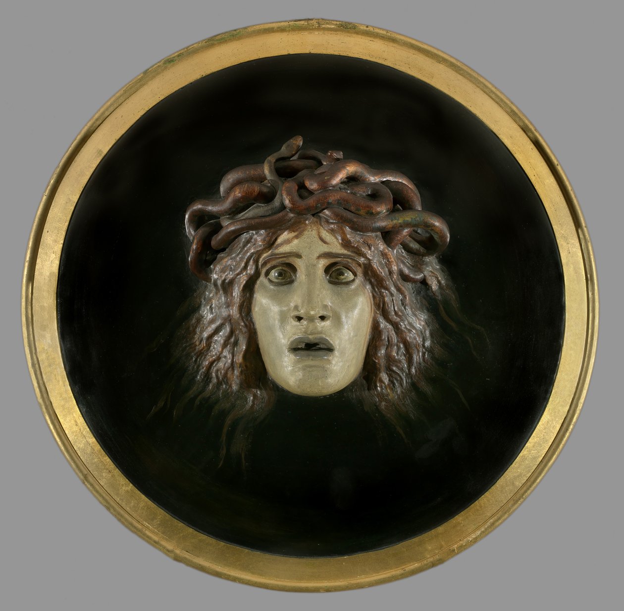 Escudo con la cara de Medusa, 1897 de Arnold Böcklin