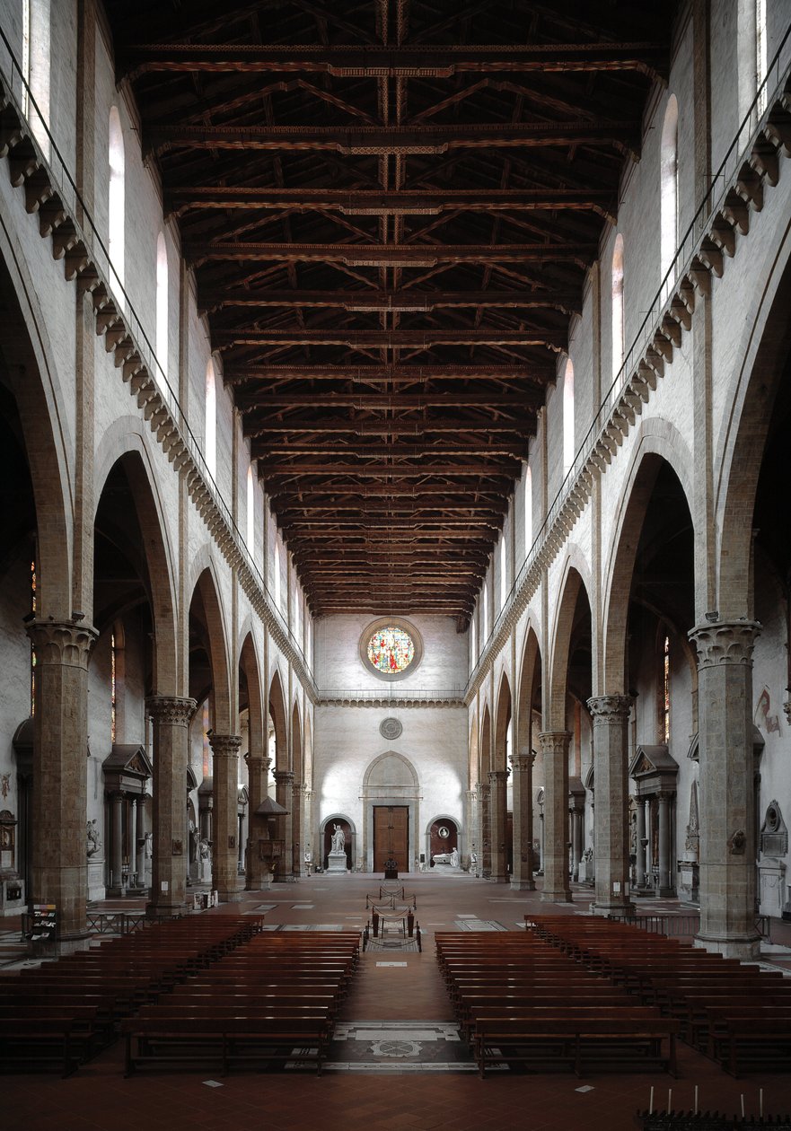 Renacimiento: vista interior de la Basílica Santa Croce proyectada por Arnolfo di Cambio (1245-1302/1310) 1294. Basílica Santa Croce, Florencia, Italia de Arnolfo di Cambio