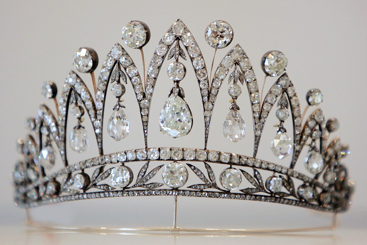 La tiara de la emperatriz Josefina, c. 1890 de August Holmström