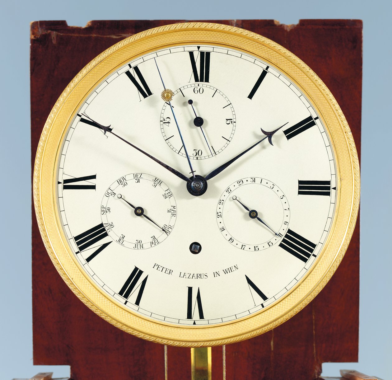 Reloj de pie de un mes con ecuación del tiempo y calendario completo de Austrian School