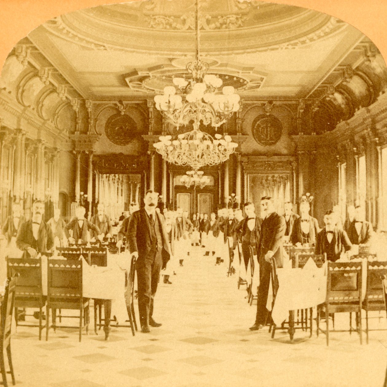 El Gran Comedor, Hotel Windsor, dicho ser el mejor del mundo, Montreal, Canadá, 1894 de B. W. Kilburn