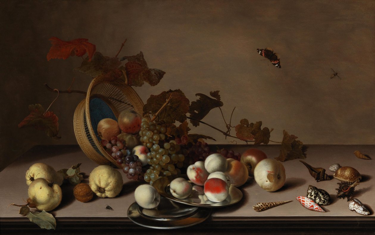 Bodegón de frutas con cesta de mimbre, mejillones y mariposa, primera mitad del siglo XVII de Balthasar van der Ast