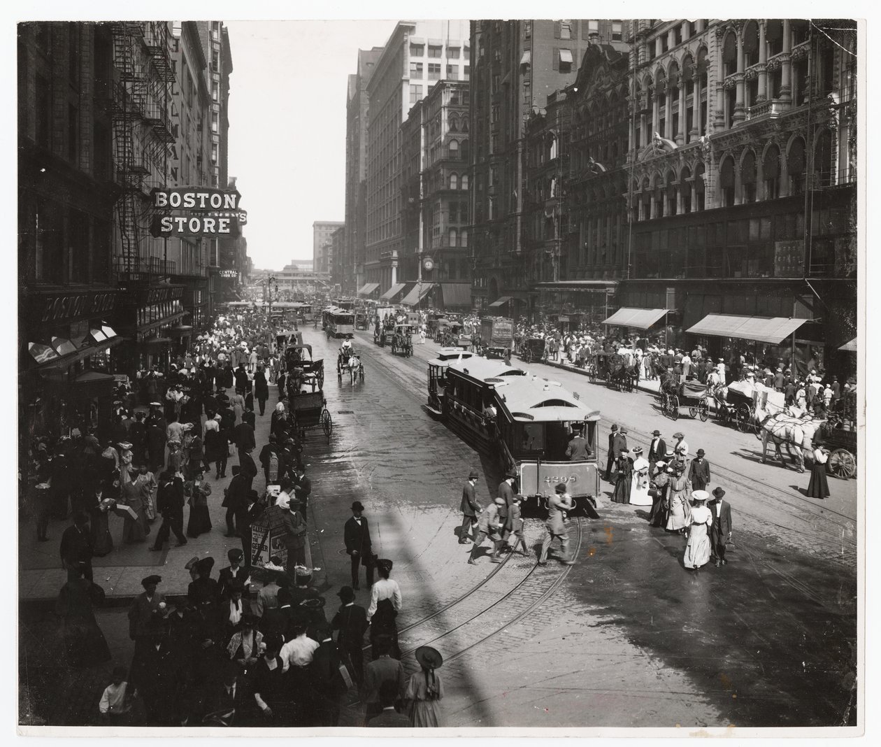 Calle State, Chicago, Illinois, EE.UU., c.1905 (foto en b/n) de Barnes and Crosby