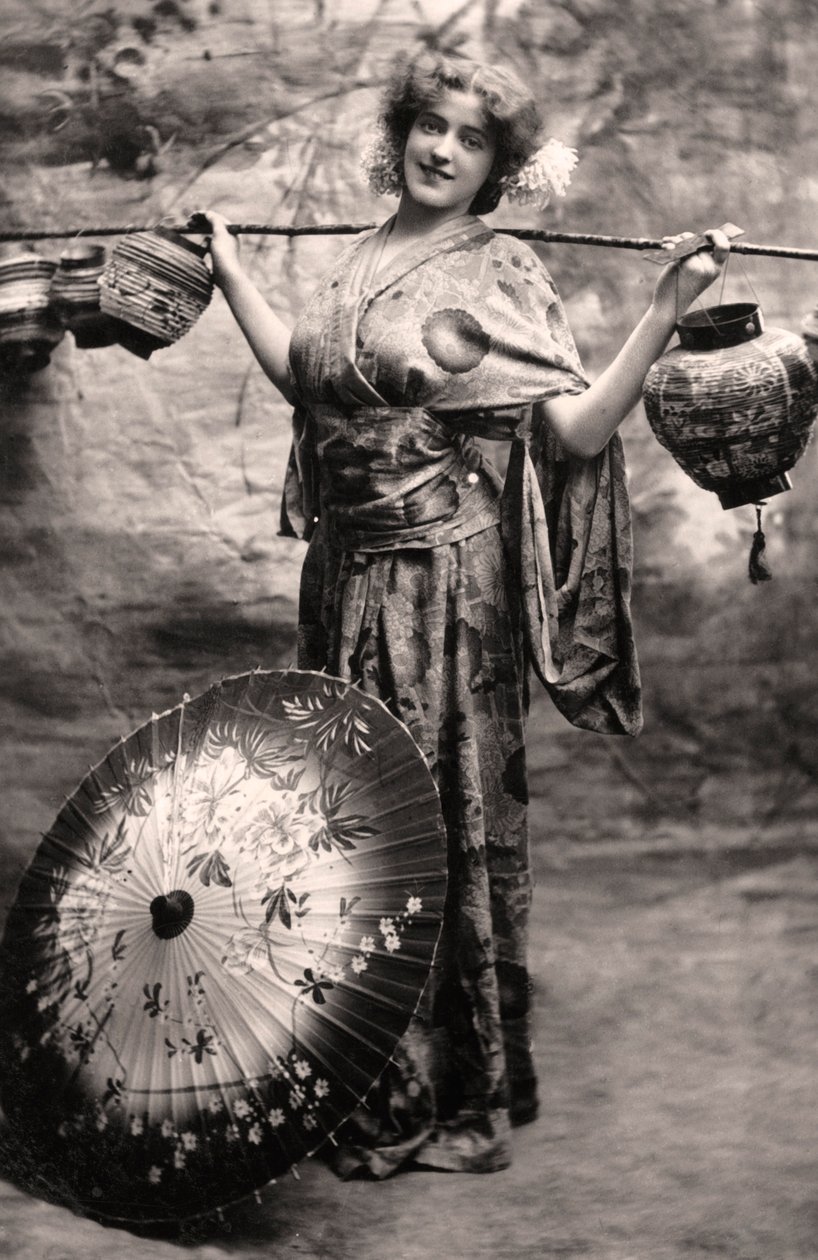 Denise Orme, cantante inglesa, principios del siglo XX de Bassano Studio