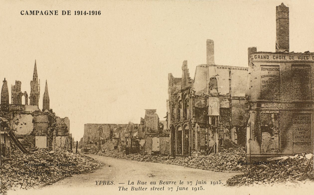 La Rue au Buerre, 27 de junio de 1915 de Belgian Photographer