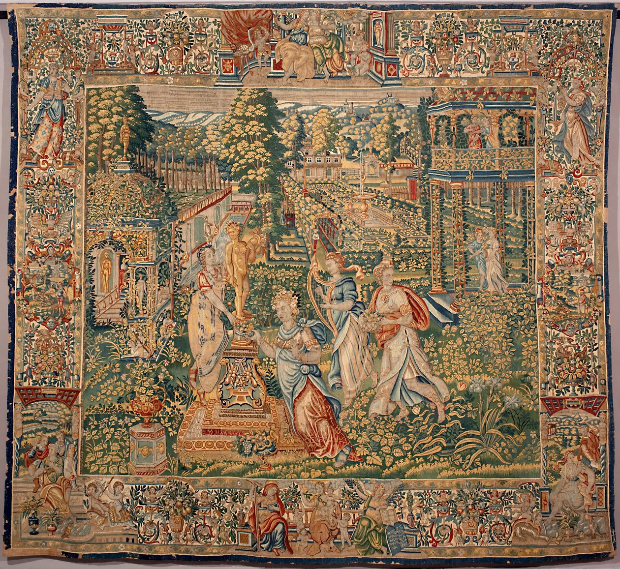 Los dones de Pomone (Pomona) ninfa de las frutas Tapiz de las manufacturas de Bruselas. Siglo XVI Genes, Musei di Strada Nuova de Belgian School