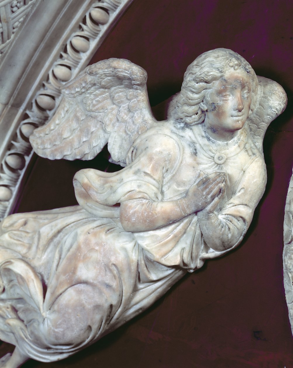 Tumba de Filippo Strozzi en la Capilla Strozzi (detalle de un ángel) de Benedetto da Maiano