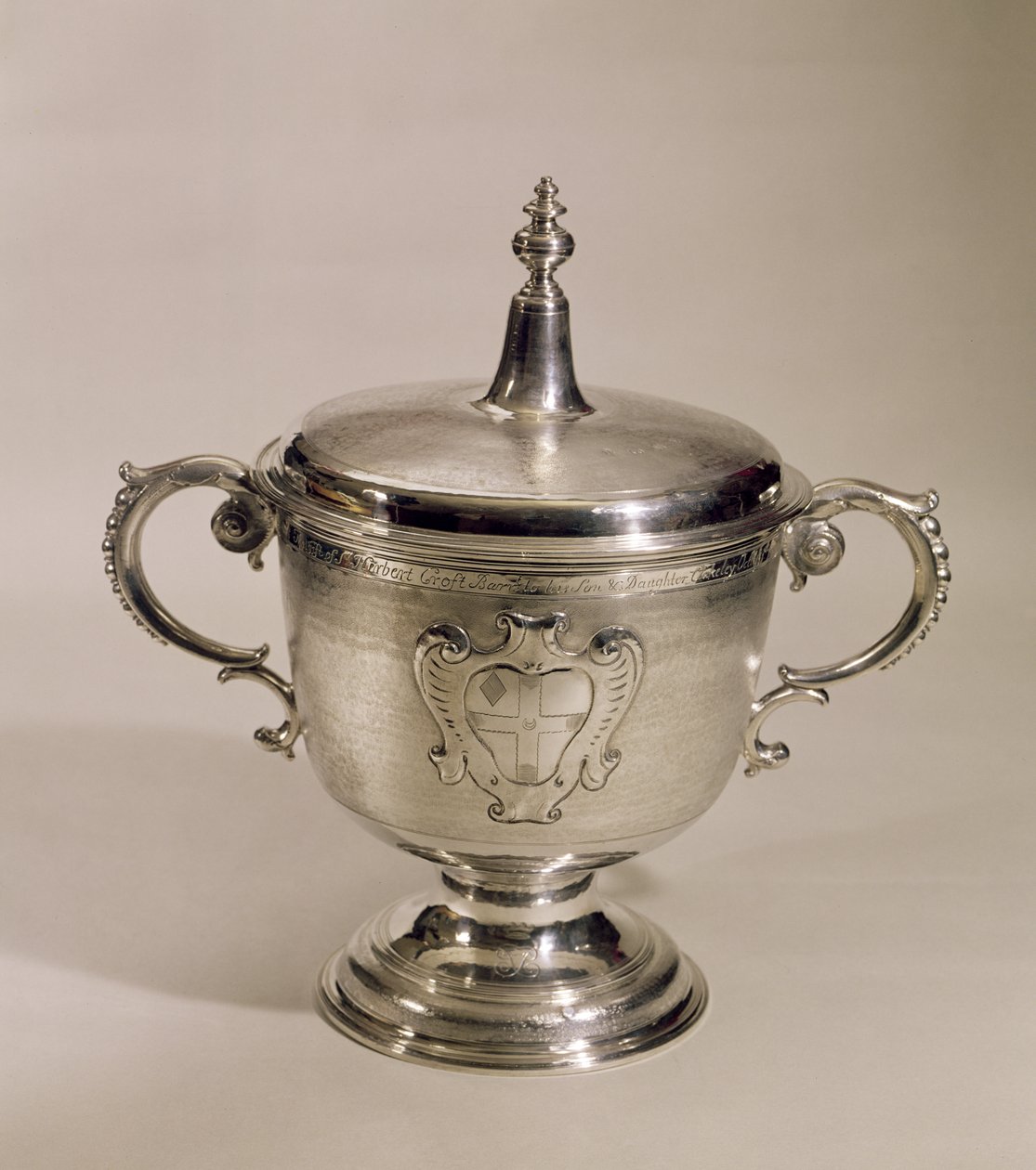 Copa de campanario de James II, 1685 (plata) de Benjamin Pyne
