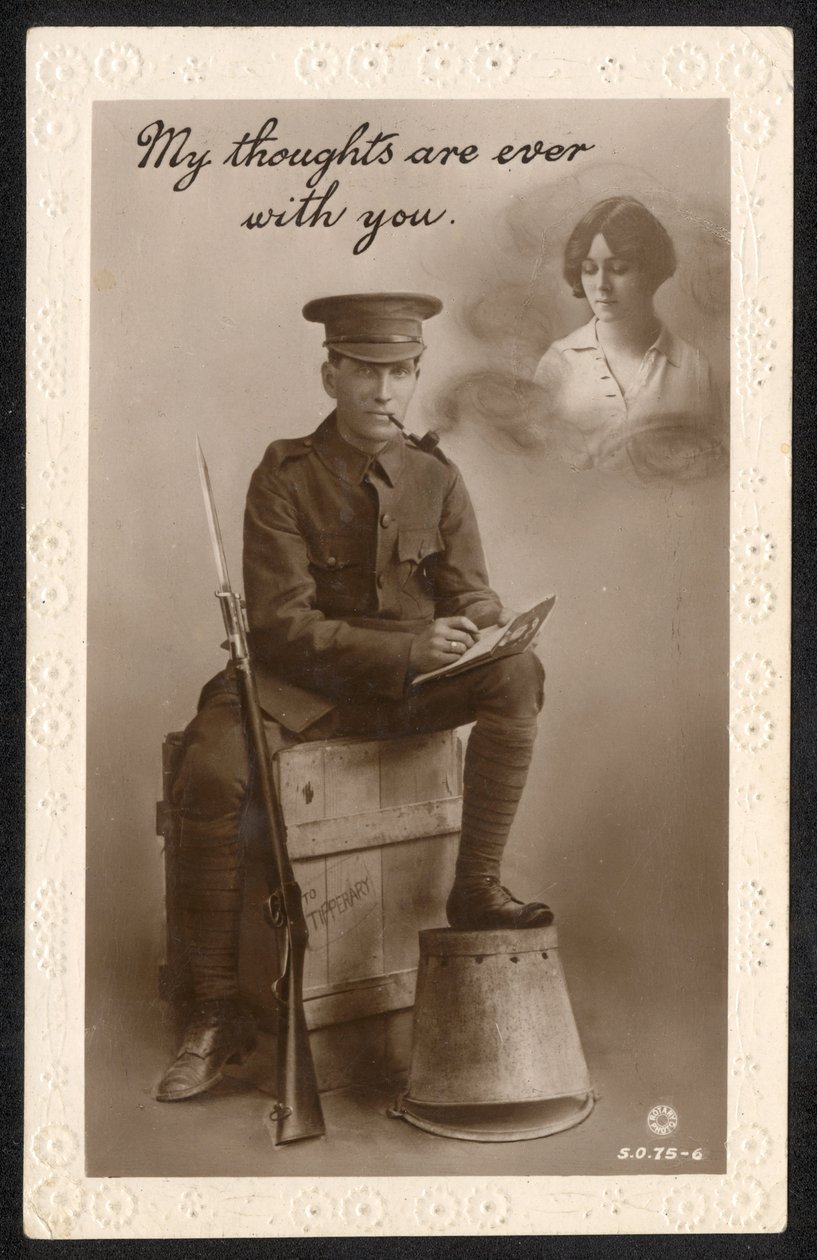 Reino Unido: Una postal sentimental producida por el Cairo Postcard Trust, El Cairo, Egipto, durante la Primera Guerra Mundial. de British Photographer