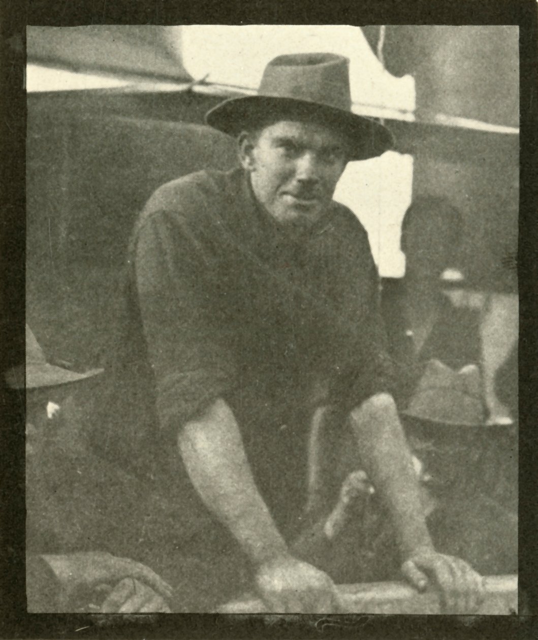 Última fotografía del sargento Hamilton Fish, tomada vivo, viernes 10 de junio de 1898, 1899 de Burr McIntosh