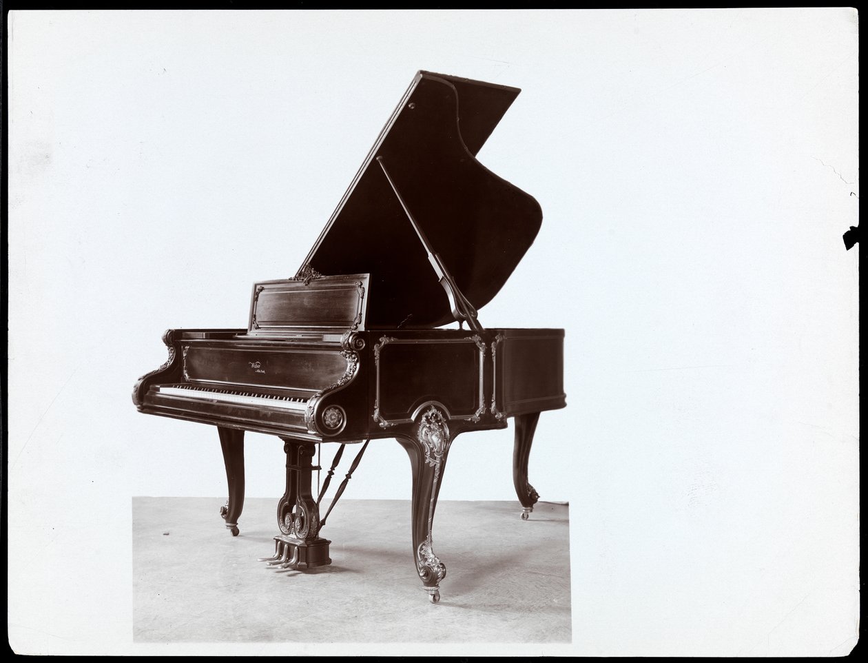 Un piano de Weber und Co., Nueva York, entre 1900-20 de Byron Company