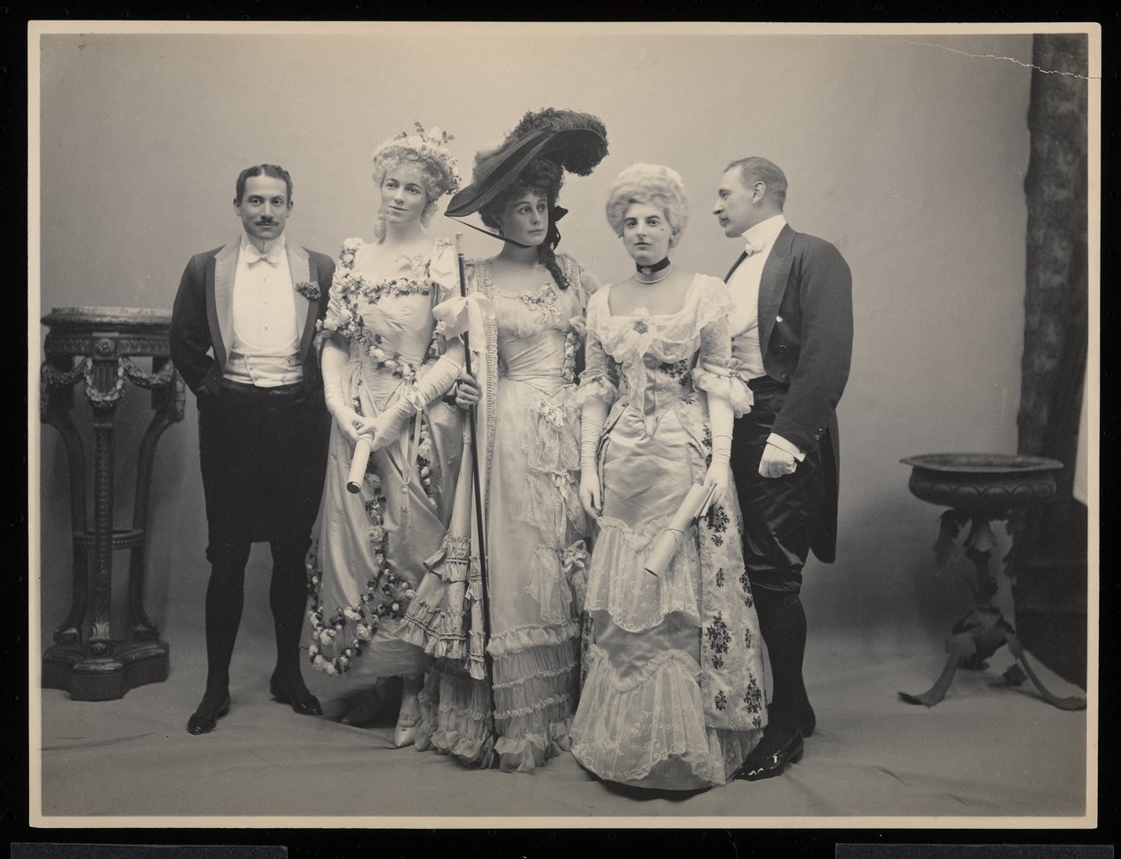 Retrato grupal en el Baile de James Hazen Hyde, Nueva York, 31 de enero de 1905 de Byron Company