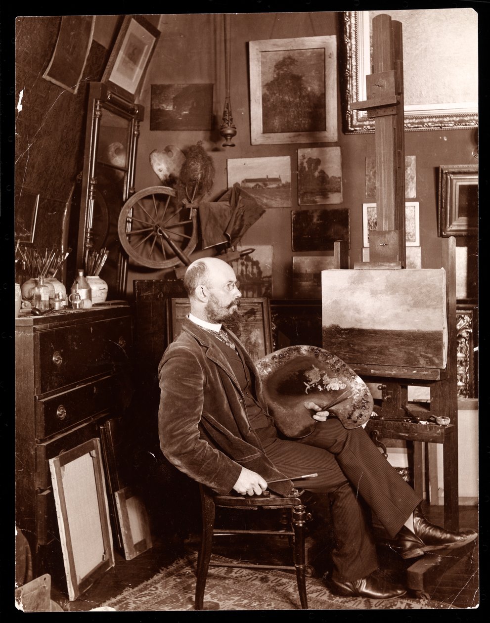 John Francis Murphy en su estudio en The Chelsea, West 23rd Street, Nueva York, c.1895 de Byron Company