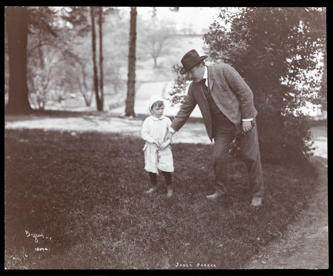 Juez Parker, 1904 de Byron Company
