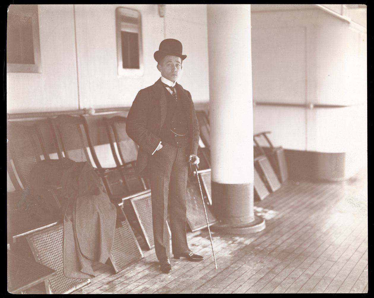 El jockey Tod Sloan a su regreso de Europa, 1898 de Byron Company