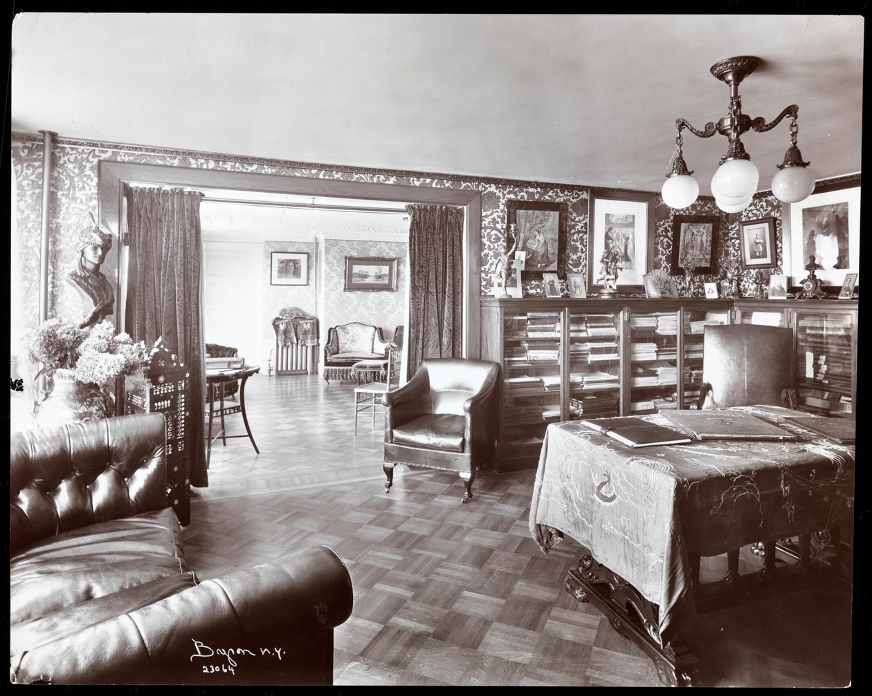 El estudio en la residencia de Madame Schumann-Heink, 1906 de Byron Company