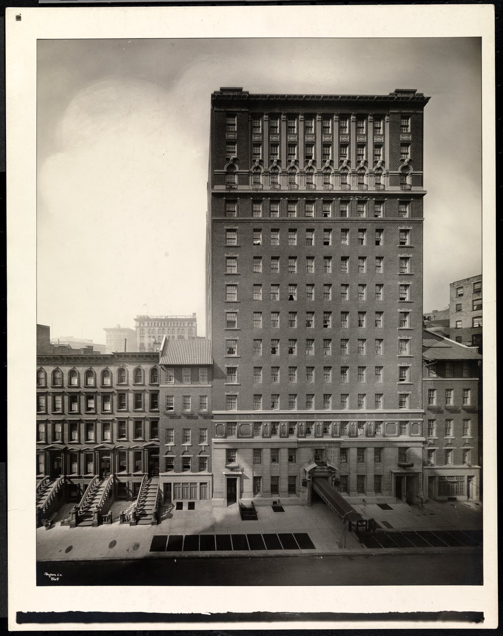 Hotel La Salle, 30 East 60th Street, Nueva York, 1920 de Byron Company