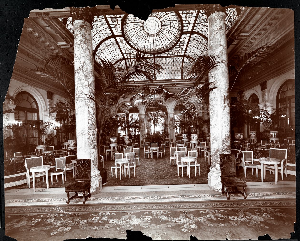 Salón del Hotel Plaza, c.1907 de Byron Company