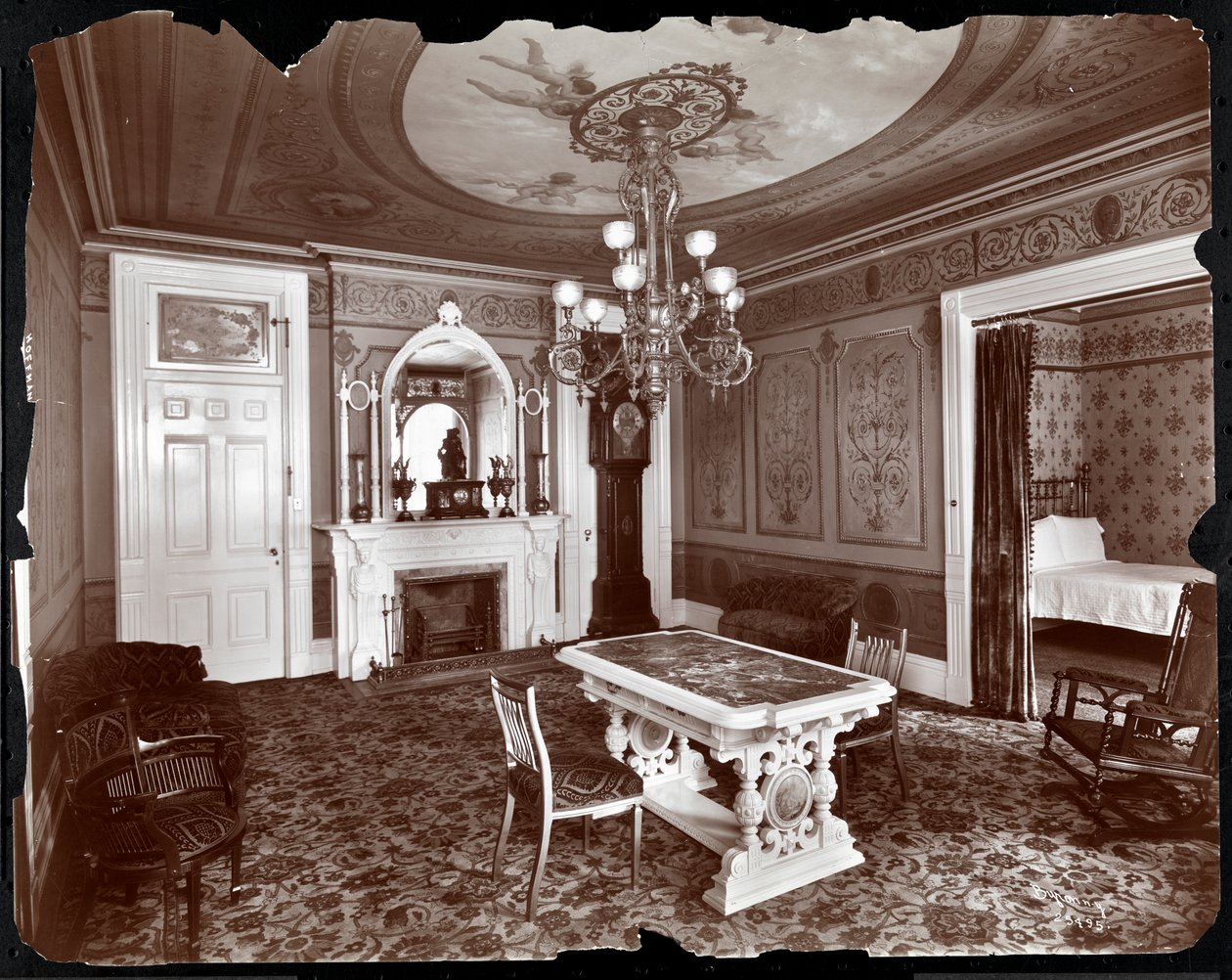 Sala de estar privada en el Hotel Hoffman House, 1907 de Byron Company