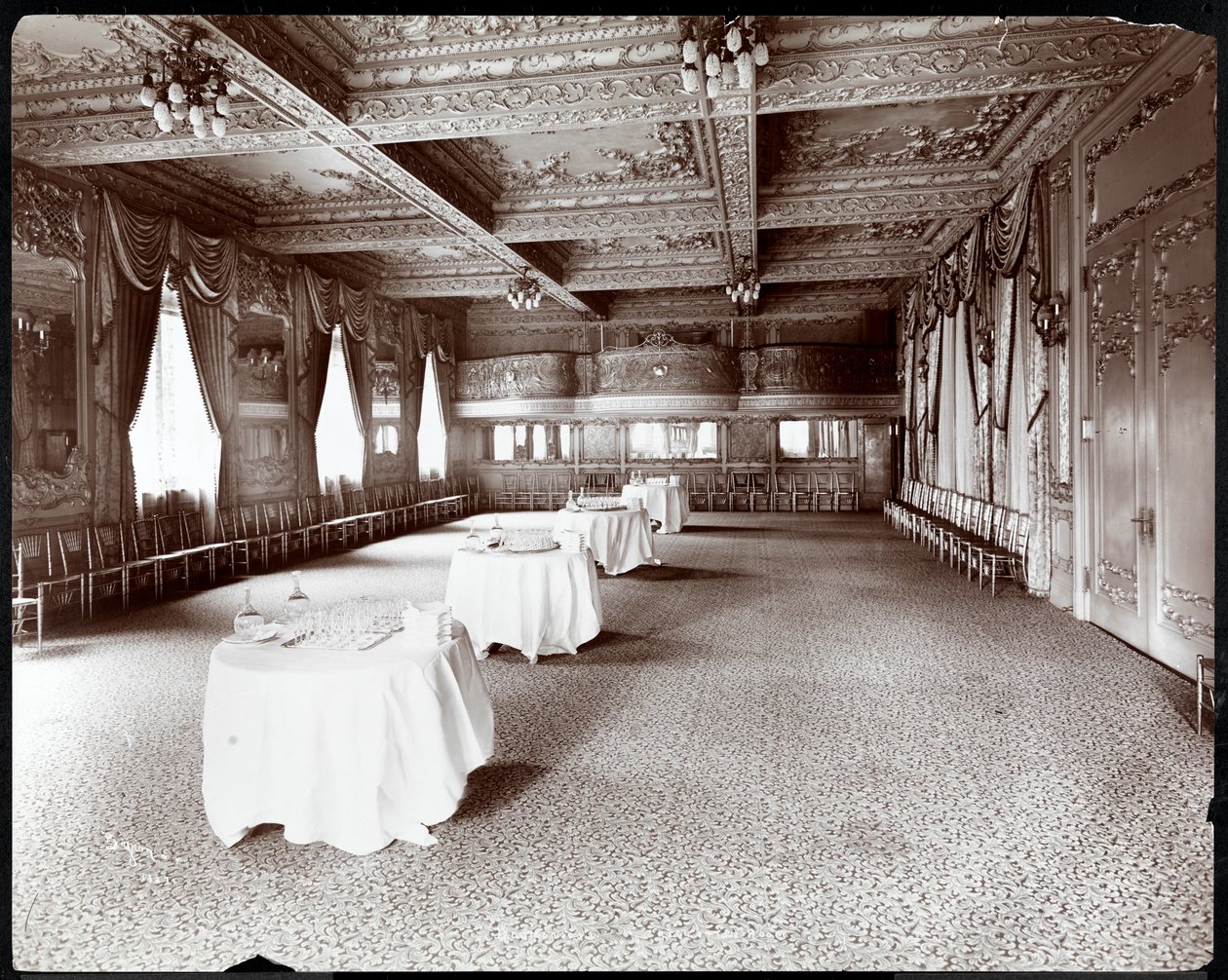 La sala de recepción en el Hotel Delmonico, 1902 de Byron Company