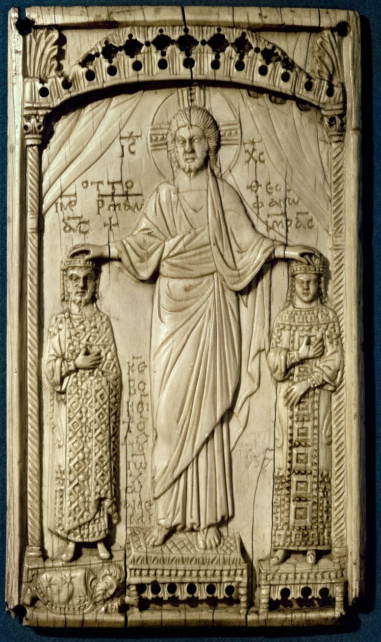 La coronación de Otto II (955-983) y Theophano (958-991) de una placa de encuadernación, c.982-983 de Byzantine