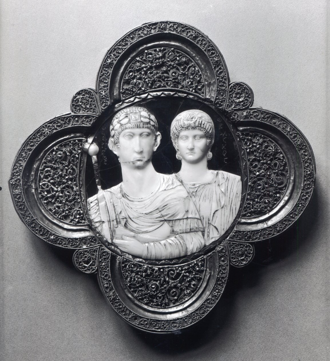 Camafeo que representa al Emperador Honorio y su esposa, María de Byzantine