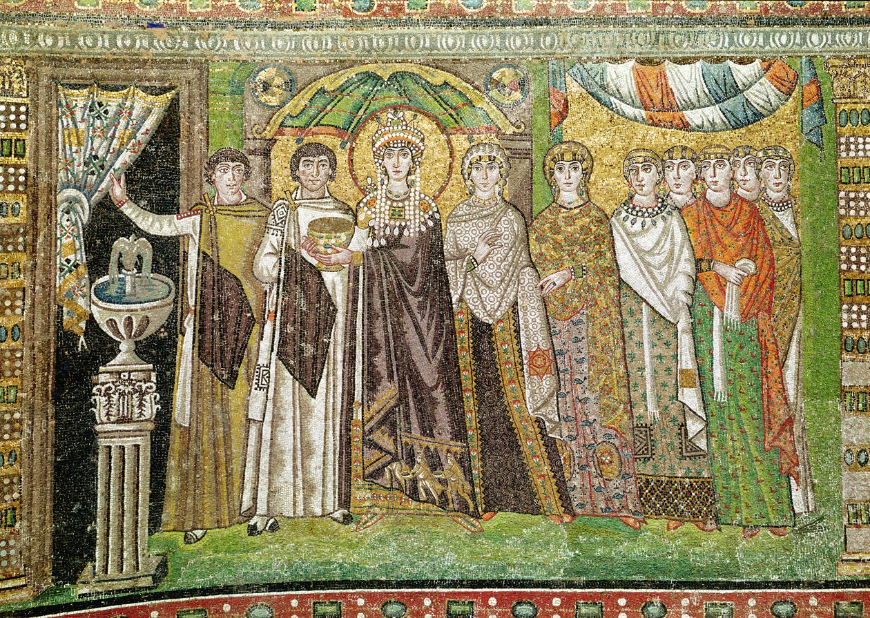 Emperatriz Teodora con su corte de dos ministros y siete mujeres, c.547 d.C. (mosaico) de Byzantine School