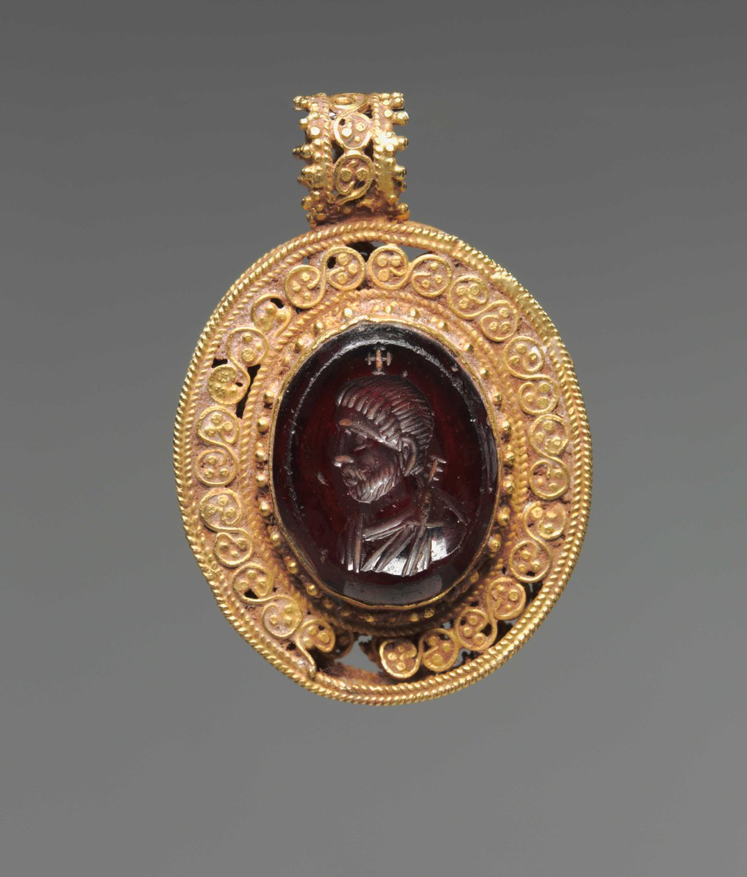 Colgante con retrato en intaglio, 500s de Byzantine School