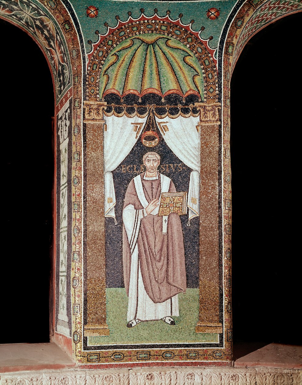 El obispo ecclesia (detalle) de Byzantine School