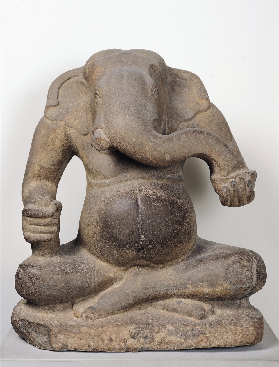 Ganesh, de Tuol Pheak Kin, Provincia de Kandal, siglo VII-VIII (arenisca) de Cambodian School