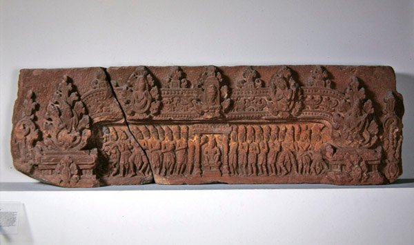 Dintel que representa el mito del origen del Linga y la coronación de un rey de Cambodian Cambodian