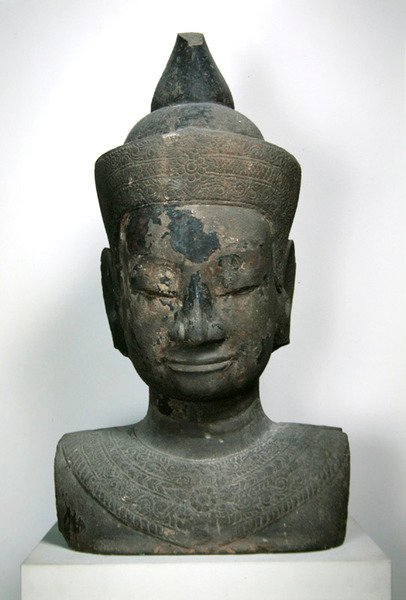 Busto decorado de Buda; siglo XV-XVI de Cambodian School