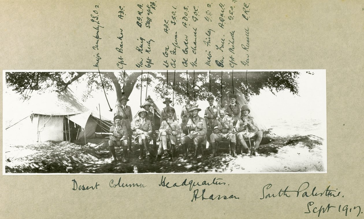 Cuartel general de la columna del desierto en Abassan, Palestina del Sur, septiembre de 1917 de Capt. Arthur Rhodes