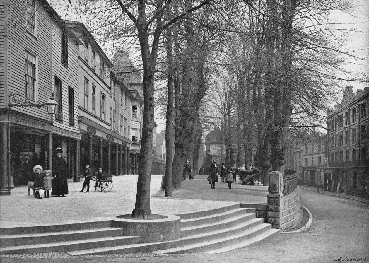 The Pantiles, Tunbridge Wells, c1896 de Carl Norman