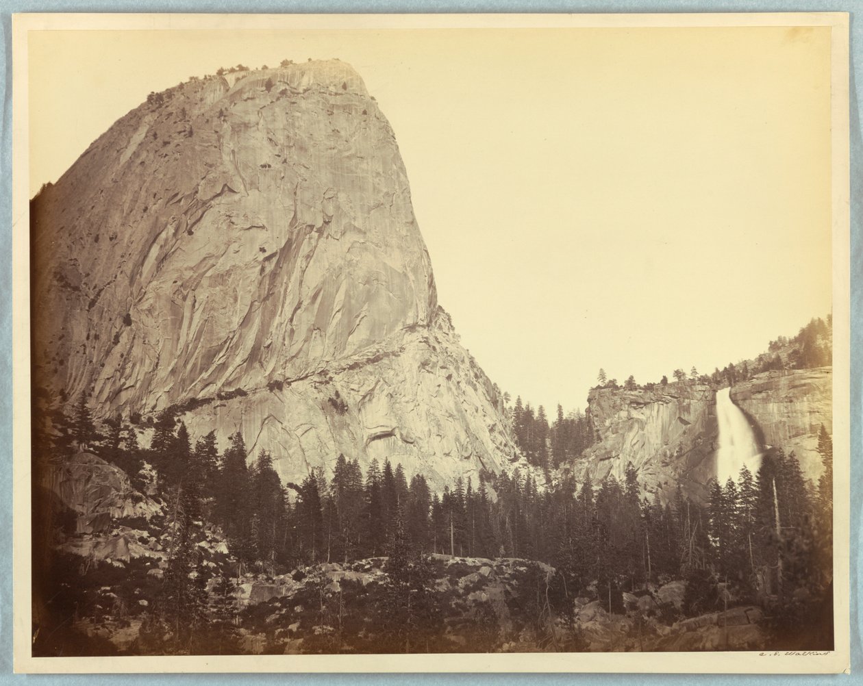 Monte Broderick, Cataratas de Nevada, 700 pies, Yosemite de Carleton E. Watkins