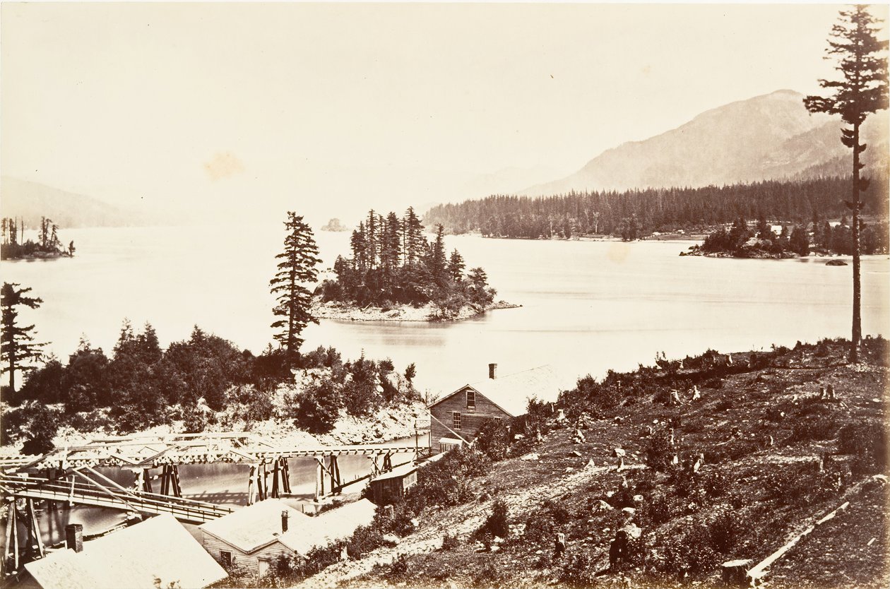 Islas en las Cascadas Superiores, Oregón de Carleton Emmons Watkins