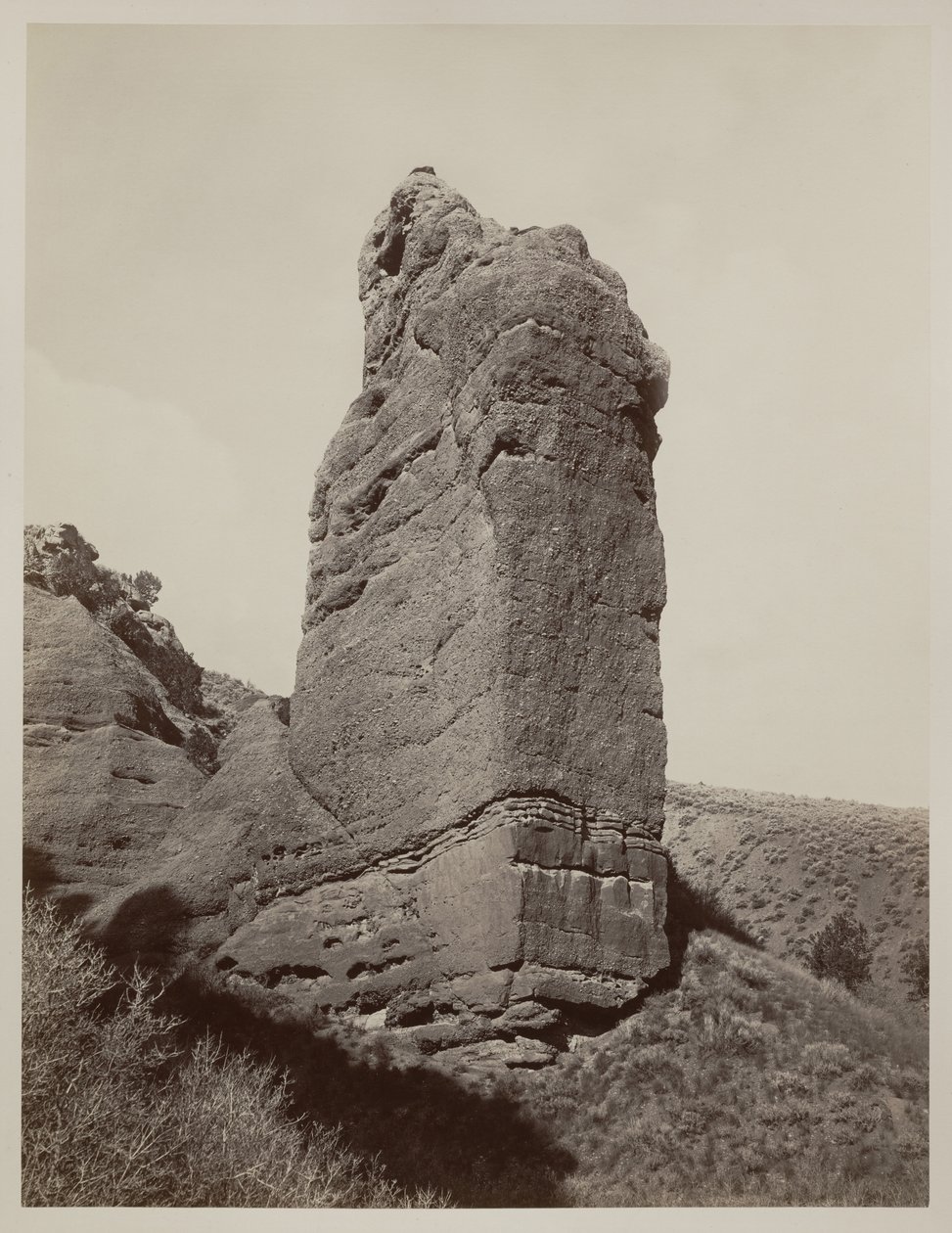 Roca Sentinel, Echo Canyon, Utah de Carleton E. Watkins