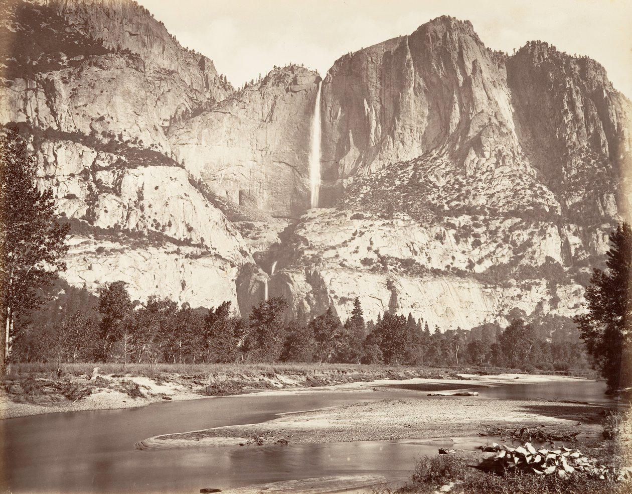 Cataratas de Yosemite, 2,634 pies, ca. 1872, impreso ca. 1876 de Carleton Emmons Watkins