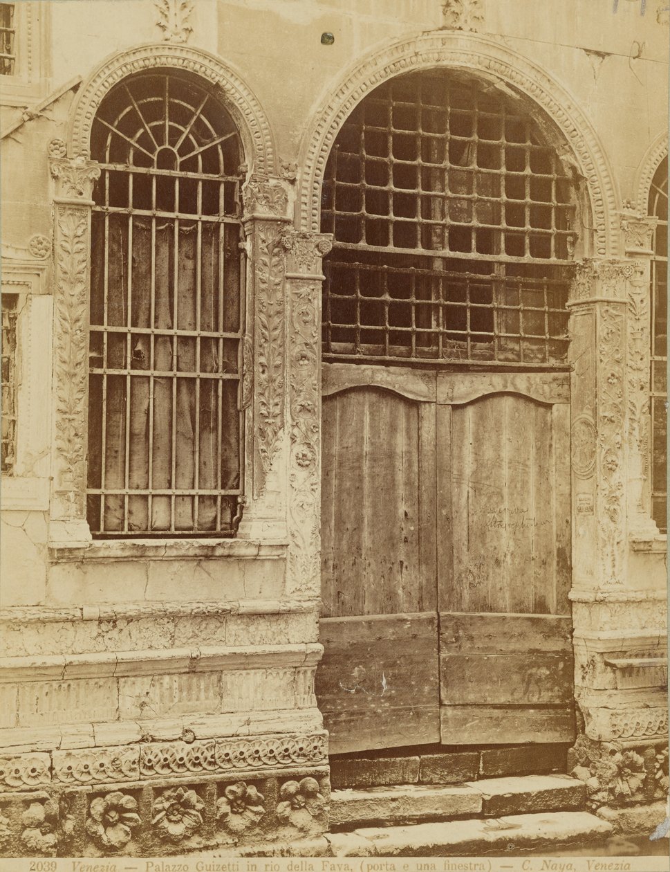 Palacio Guizetti - puertas y ventanas de Carlo Naya