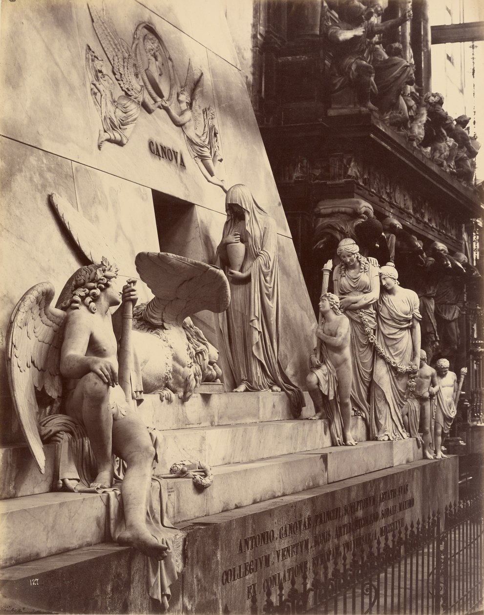 Monumento a Canova, iglesia de los Frari, Venecia de Carlo Naya