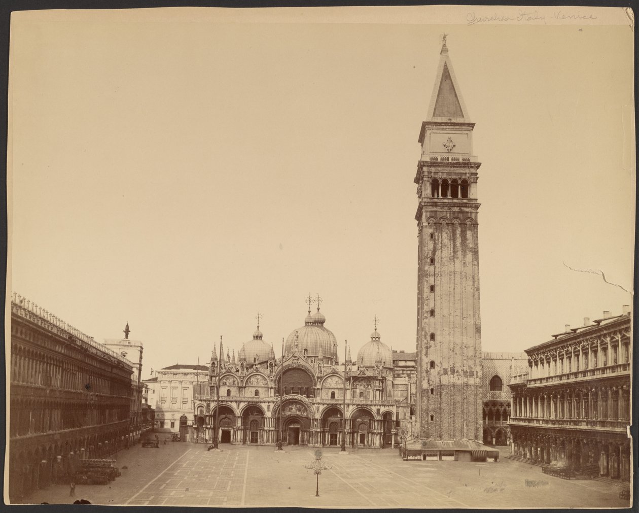 Basílica de San Marcos con campanario, Venecia de Carlo Naya