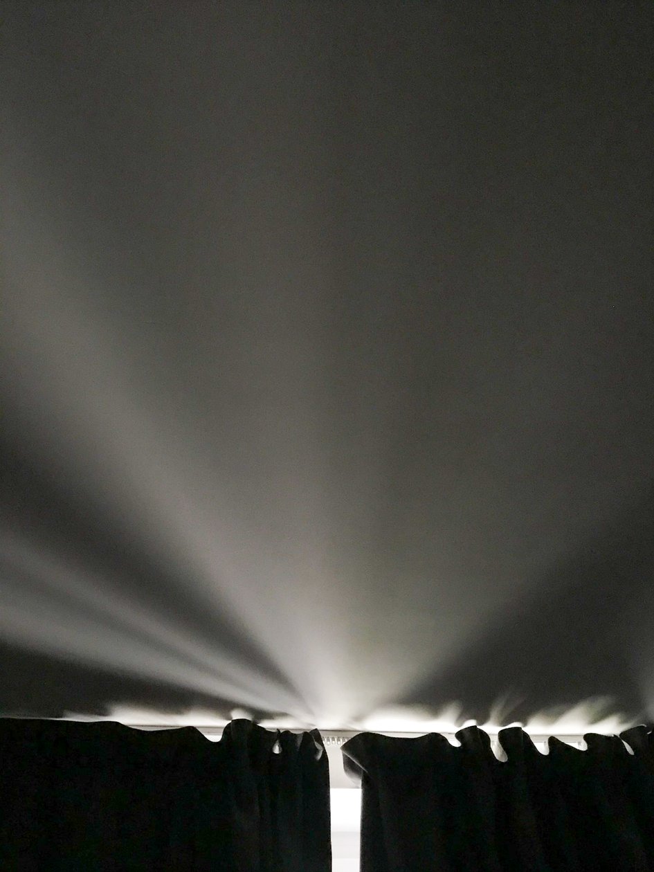 Composición - Luces, 2020 (foto) de Cécile Jamet