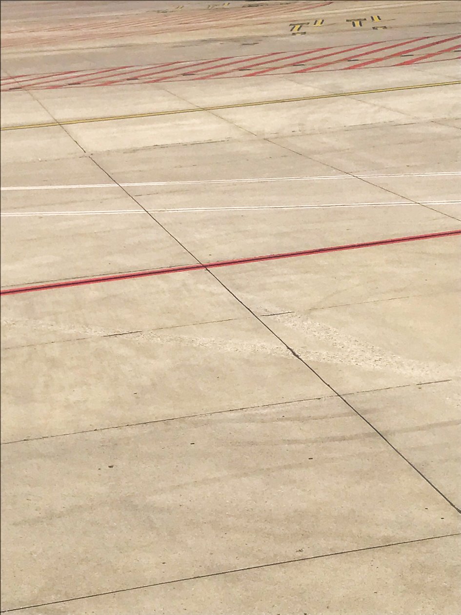 Composición - Tarmac, 2019 (foto) de Cécile Jamet