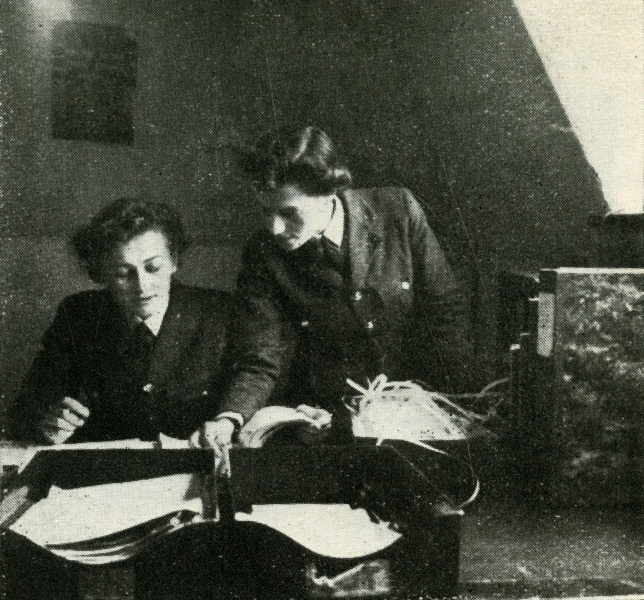 En servicio de señales, c. 1943 de Cecil Beaton