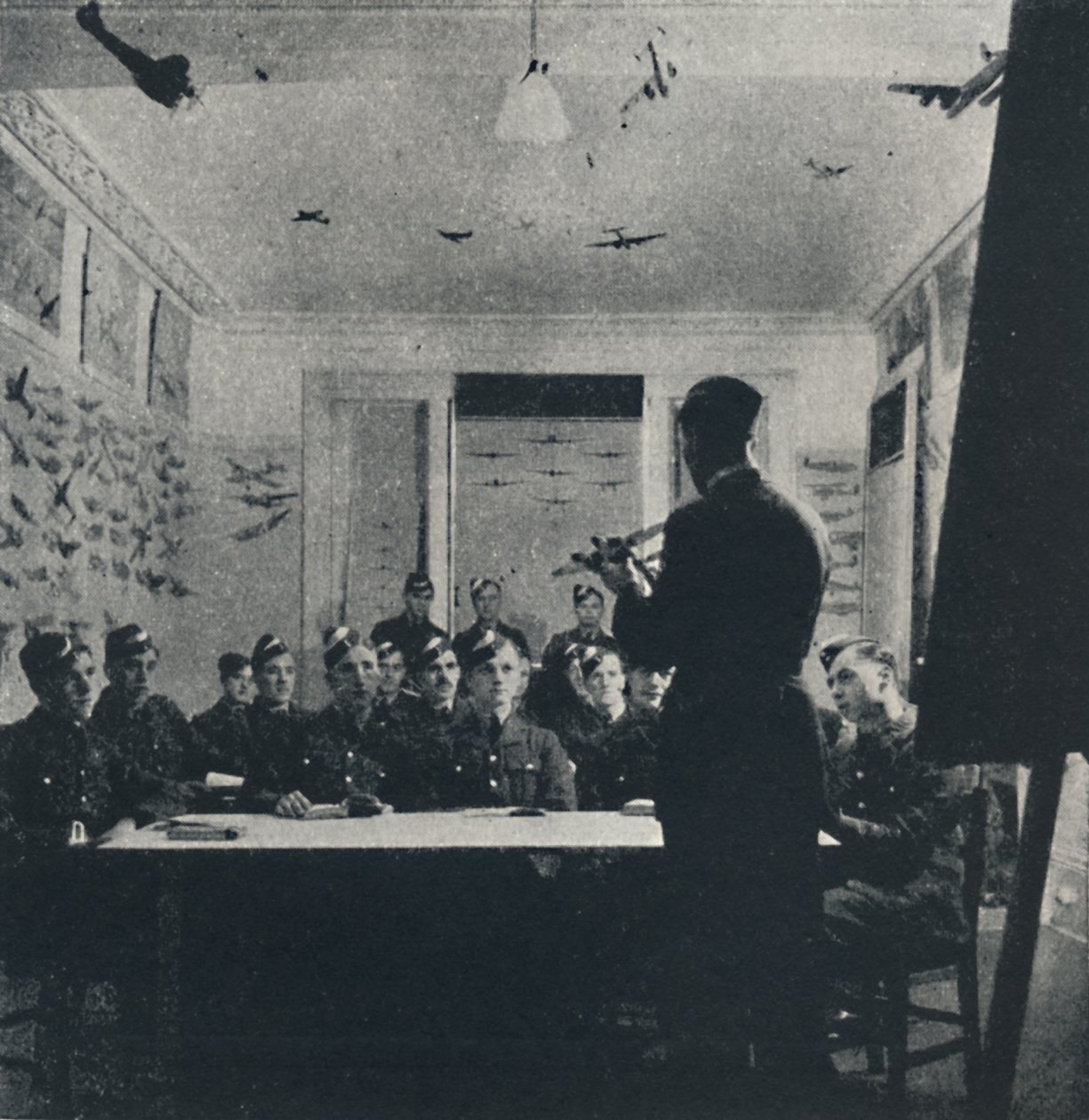 La base del entrenamiento: identificación de aeronaves, 1941 de Cecil Beaton