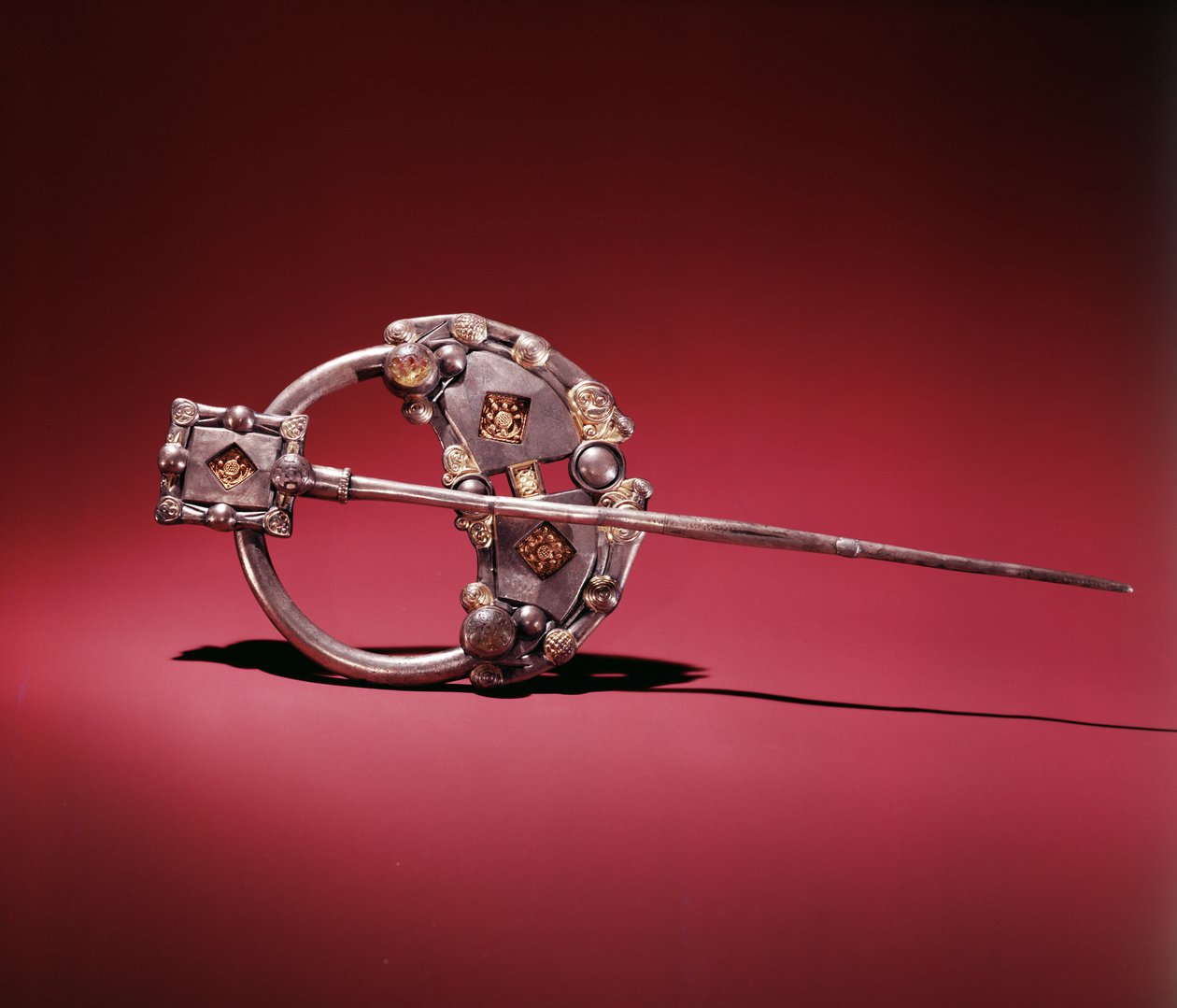 El broche de Killamery, Killamery, Condado de Kilkenny, Edad Vikinga de Celtic